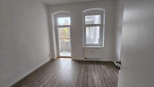 Zimmer3 mit Balkon.jpg - 