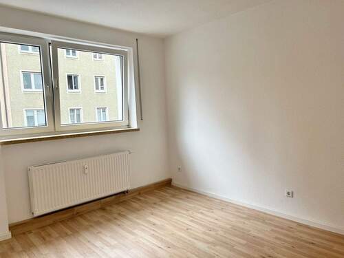 Schlafzimmer Ansicht 1 - 