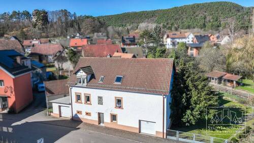 Luftbild - Haus Vorderseite - 