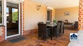 Überdachte Terrasse - 5 Zimmer Doppelhaushälfte in Grabow