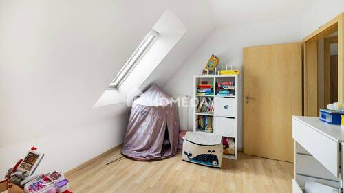 1. OG Kinderzimmer 2 1 - 