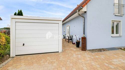 Garage - 