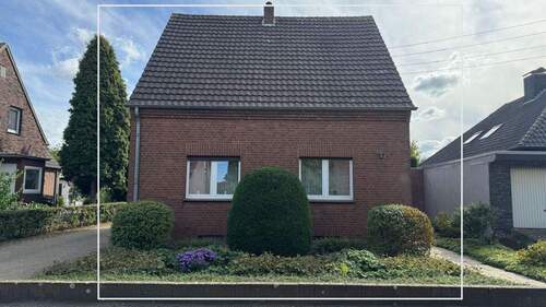 Außenansicht - Ein Ort zum Wohlfühlen - gepflegtes Einfamilienhaus auf großzügigem Grundstück in Voerde Spellen!