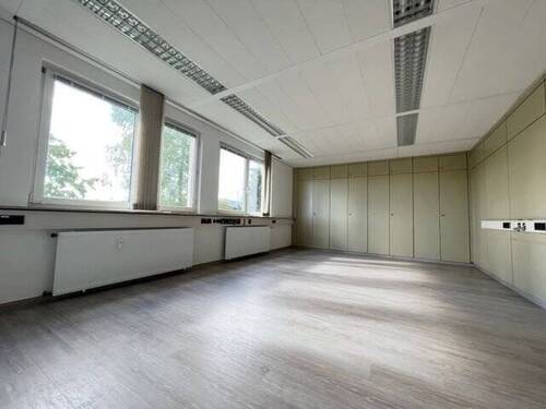 Büro - Büro mit 38,00 m&sup2; in Villingen-Schwenningen zur Miete