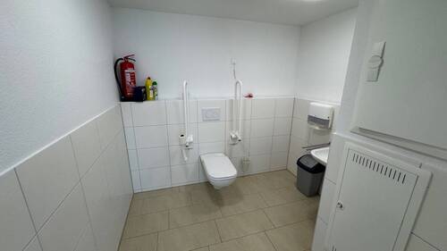 WC.jpg - 
