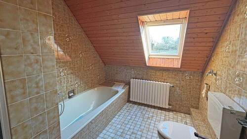Badezimmer Dachgeschoss - 