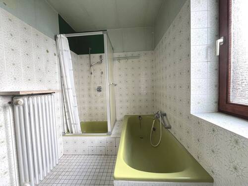 Das Tageslichtbad im Obergeschoss ist nicht mehr zeitgemäß - 