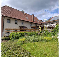 Fränkischer Bauernhof mit Stall, Scheune Nebengebäude in Bad Staffelstein-Horsdorf
