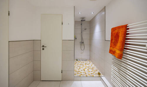 Badezimmer - Etagenwohnung mit 67,20 m&sup2; in Meerbusch zum Kaufen