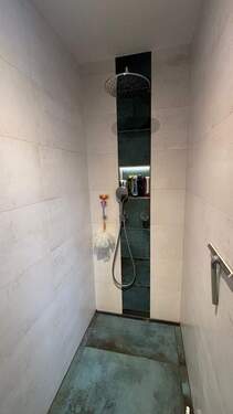 1. OG Dusche - 