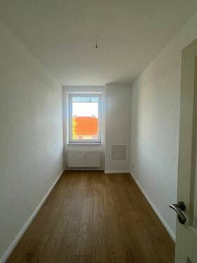 Zimmer 2 - 4 Zimmer Etagenwohnung in Eberswalde