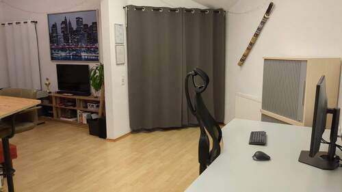 Arbeitsbereich am Abend - 