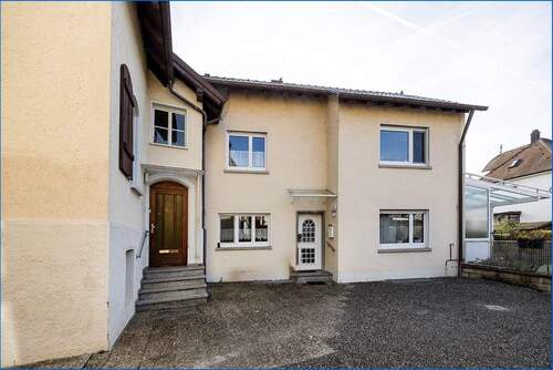 IMG_5691 - 9 Zimmer Einfamilienhaus in Singen