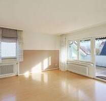 Dachgeschosswohnung mit Südost-Loggia in kleiner Eigentümergemeinschaft - Renningen