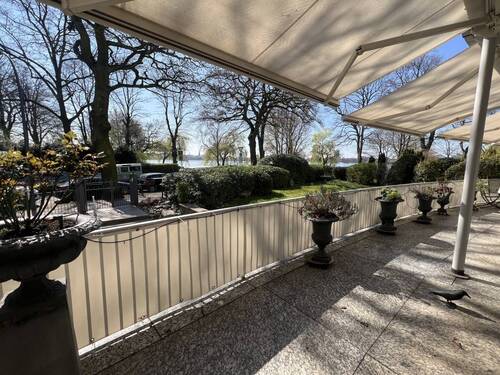 Terrasse mit Alsterblick - 