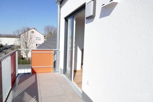 Balkon - 4 Zimmer Etagenwohnung zum Kaufen in Wiesbaden-Mainz-Kostheim
