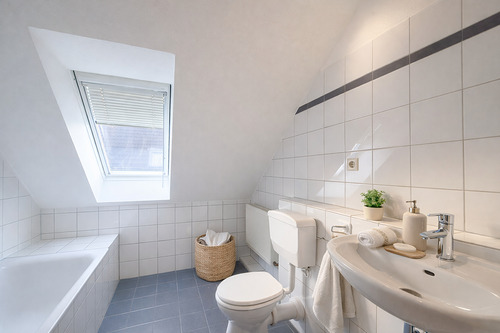 Tageslichtbad
- 