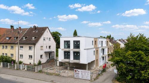 Vorderansicht - 2 Zimmer Etagenwohnung zum Kaufen in Nürnberg