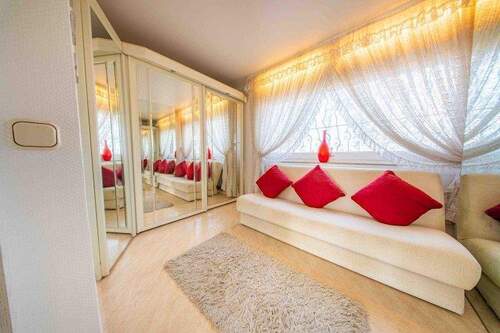 Gästezimmer mit Schränke - 