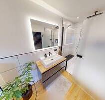 Kleines teilsaniertes Einfamilienhaus in Wohnungsgröße mit kleinem Garten für Handwerker - Schiffweiler