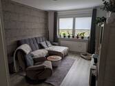 Wohnzimmer - 6 Zimmer Etagenwohnung zum Kaufen in Cölpin
