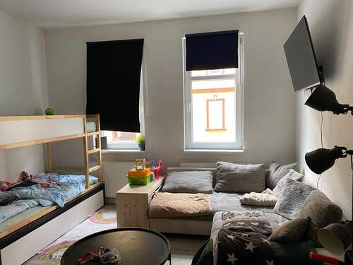 Wohnbereich - 2-Raum Wohnung Hochparterre mit Balkon, Nähe Krankenhaus Arnstadt, saniert