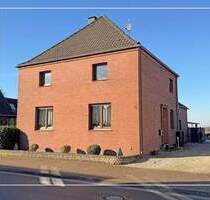 Gründerzeitcharme trifft auf moderne Technik: Freistehendes Haus in Alpen-Menzelen!