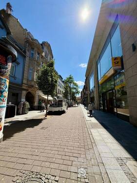 Fußgängerzone - #VERKAUFT# Solides WGH mit zwei Wohneinheiten und Ladeneinheit in A-Lage Fußgängerzone