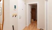 Flur - Etagenwohnung mit 110,00 m&sup2; in Berlin zum Kaufen