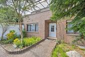 dee5ab7b-33ff-4a6c-be3b-95ebff004b7a.jpg - Mehrfamilienhaus, Wohnhaus mit 226,00 m² in Bornheim zum Kaufen