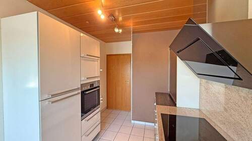 Küche - 4 Zimmer Etagenwohnung zum Kaufen in Dinslaken