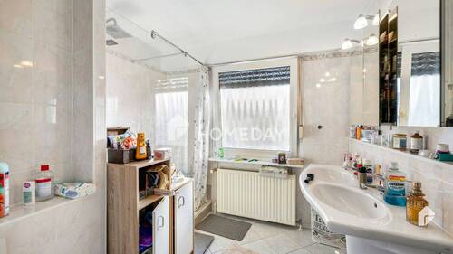 1. OG Badezimmer 1 - 