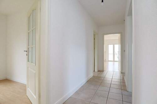 Flur - 3 Zimmer Etagenwohnung in Kaltenkirchen