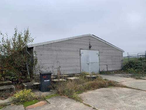 Halle - Halle in Klipphausen zur Miete