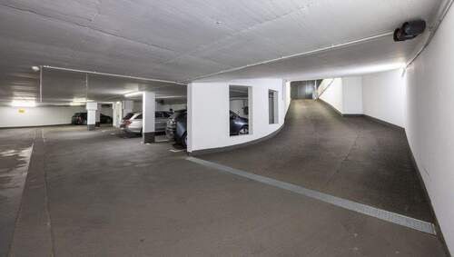 Tiefgarage - 