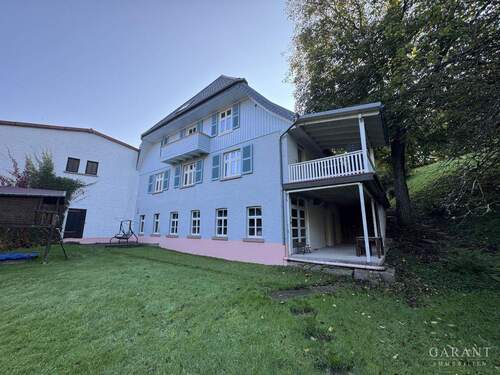 Wohnhaus - 1 Zimmer Mehrfamilienhaus, Wohnhaus zum Kaufen in Lobbach