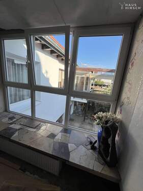 Blick in den Innenhof - 8 Zimmer Etagenwohnung zum Kaufen in Pfungstadt