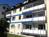 West-Ansicht Balkon - 2-Zimmer-Eigentumswohnung mit Balkon, Garage und PKW-Stellplatz