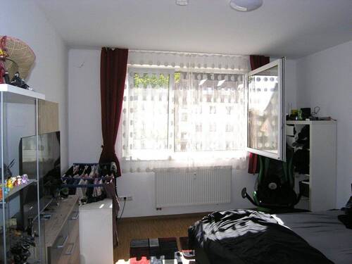 Schlafzimmer - 2 Zimmer Etagenwohnung in Lauf
