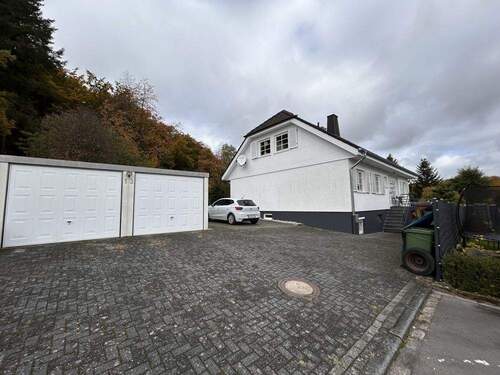 Ansicht vom Wendehammer - 5 Zimmer Einfamilienhaus in Rennerod