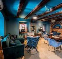 Aufblühendes luxuriöses Gästehaus & Restaurant - Chrosnica