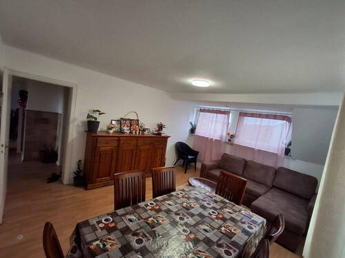 1. OG - Mehrfamilienhaus, Wohnhaus mit 220,00 m&sup2; in Frechen zum Kaufen