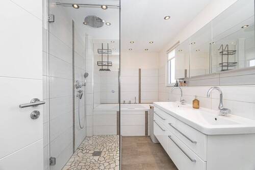 Badezimmer im OG - 