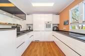 Küche - Einfamilienhaus mit 180,00 m&sup2; in Bad Heilbrunn zum Kaufen