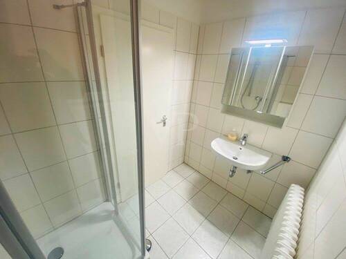 Duschbad 2 - 