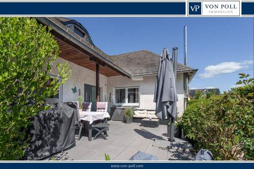 Uneinsehbare Sonnenterrasse - Gemütliches Einfamilienhaus mit Kamin, Garten, Stellplätzen & Platz für die Familie in Wehrheim