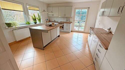 Küche Erdgeschoss - Einfamilienhaus mit 203,30 m&sup2; in Moers zum Kaufen