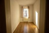 Zimmer 2 - 