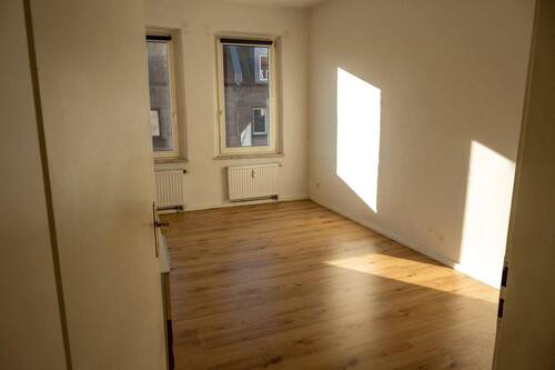 Zimmer 3 - 