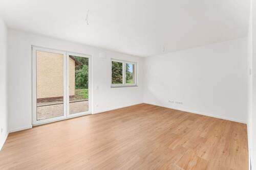 Wohnzimmer - 2 Zimmer Etagenwohnung zum Kaufen in Pilsach